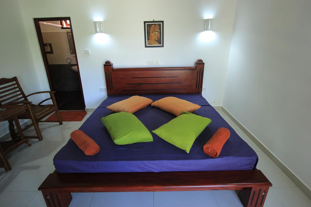 Ocean Of Life Ayurveda Hotel Induruwa Exterior photo
